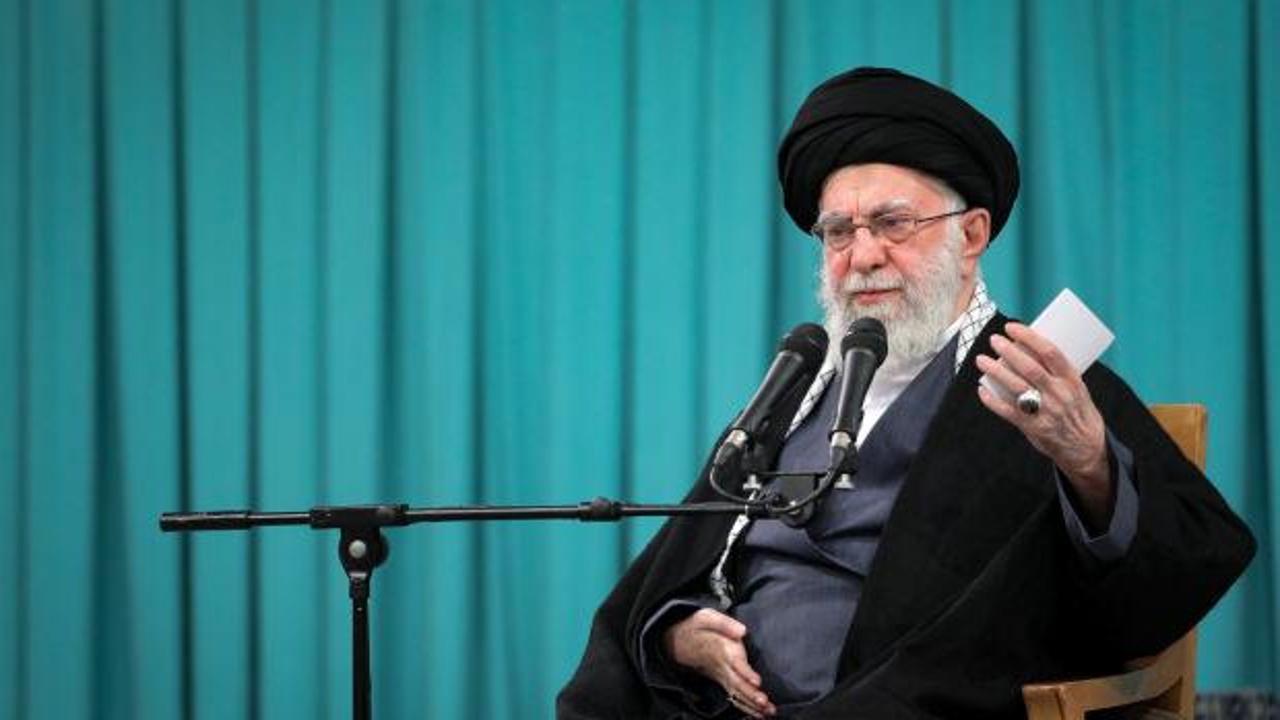 Hamaney'den ilk itiraf: Protestolarda binlerce kişi &ouml;ld&uuml;