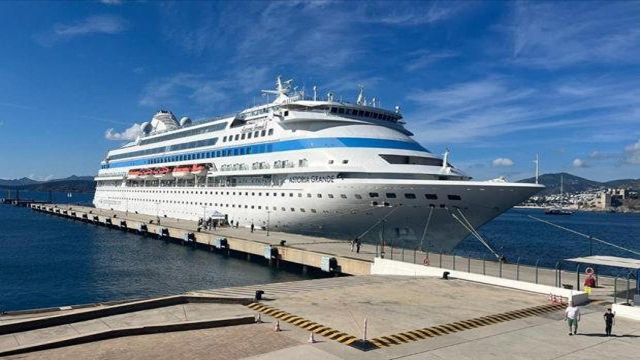 Kruvaziyer yolcu sayısı 2025'te son 12 yılın en yüksek seviyesine ulaştı