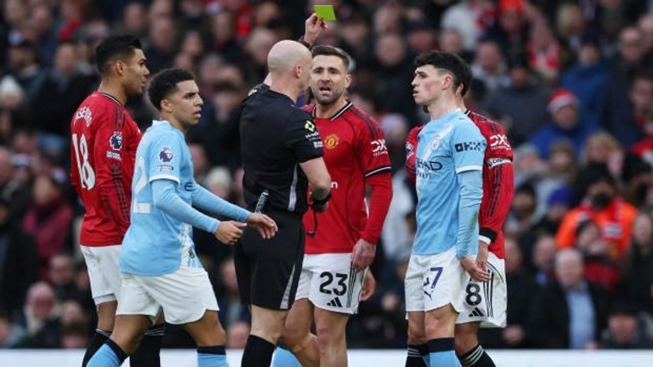 3 gol VAR'dan döndü! Manchester derbisinde tarihi sürpriz