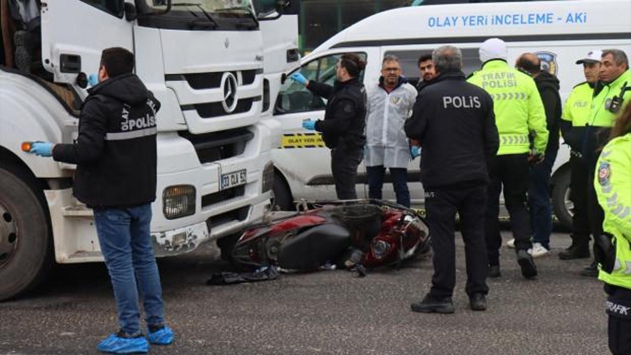 Şanlıurfa’da TIR ile çarpışan motosikletin sürücüs…