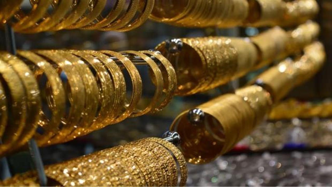 Uzmanlar gram altın için ikiye bölündü: 2026 altın yılı mı olacak?
