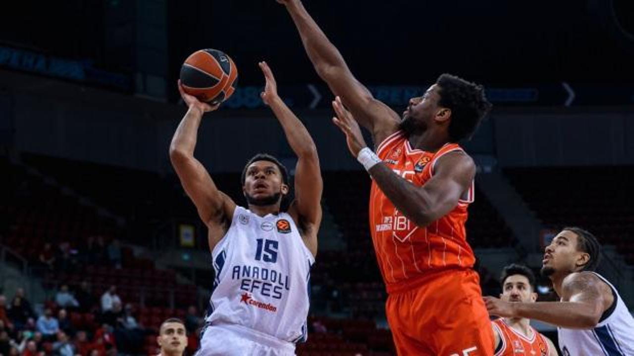 Anadolu Efes, Hapoel Tel Aviv'e kaybetti