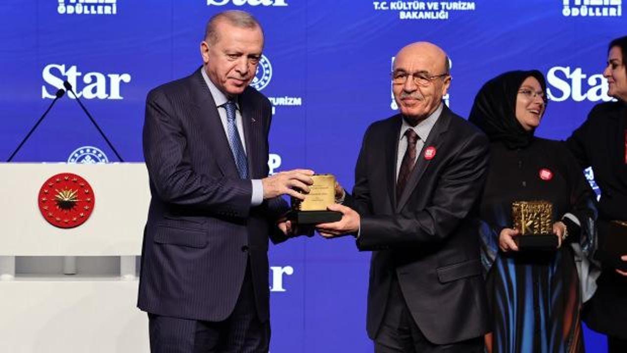 Bilge Tokel: Türkülerimiz bu yurdun gözyaşıyla yazılmış tapusudur