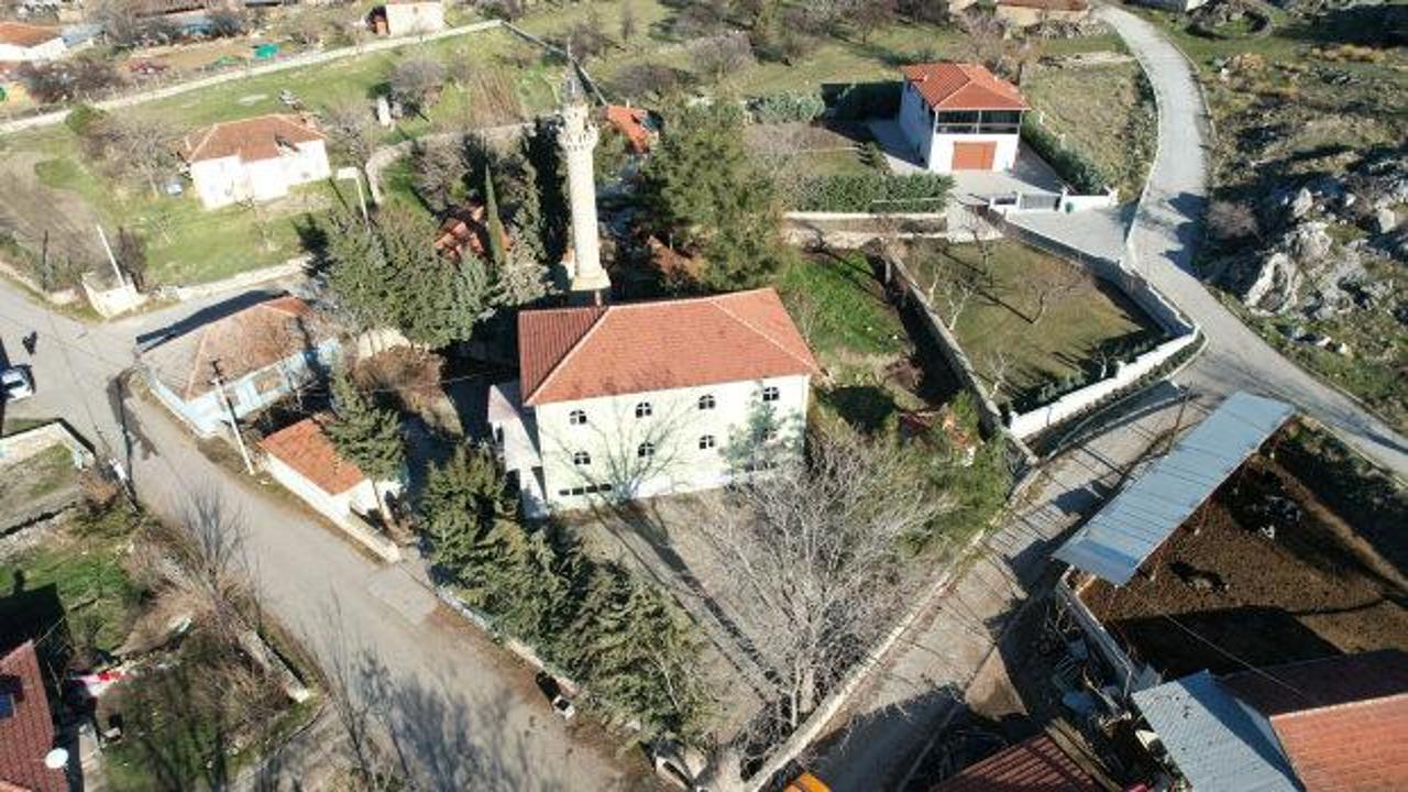 Denizli'de akılalmaz olay: K&ouml;y camisi satılığa &ccedil;ıkartıldı 