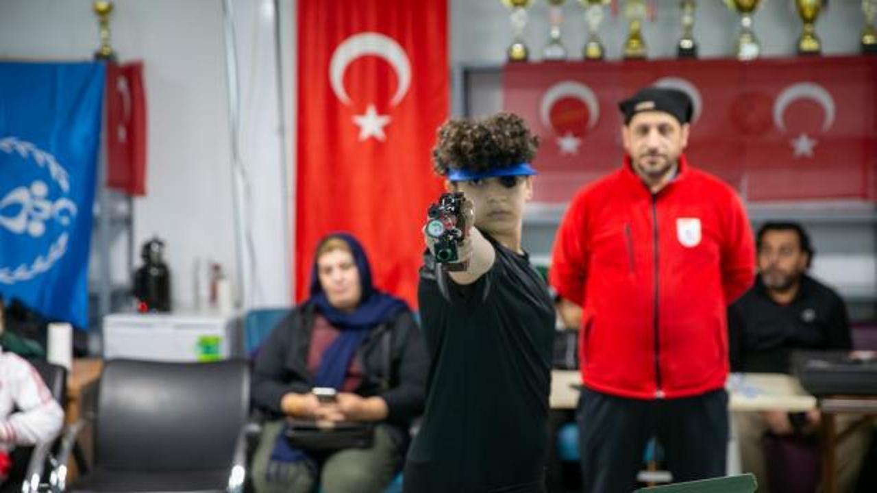 Depremde anne ve babasını kaybetmişti: 15 yaşında milli takıma seçildi