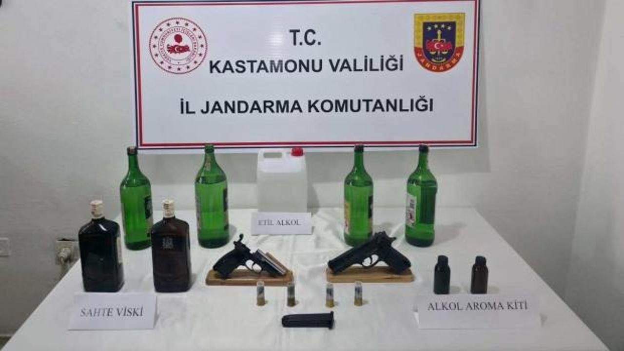 Kastamonu'da sahte içki operasyonu: 4 şüpheli yaka…
