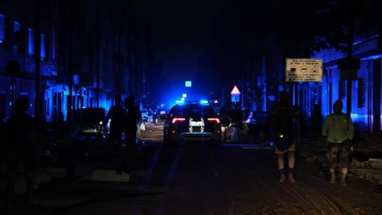 İspanya'da kötü hava şartları ulaşımı felç etti