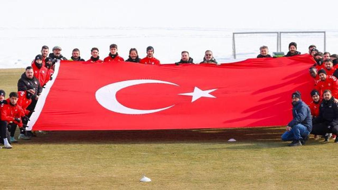 Sivasspor’dan Türk bayrağına yönelik saldırıya sert tepki