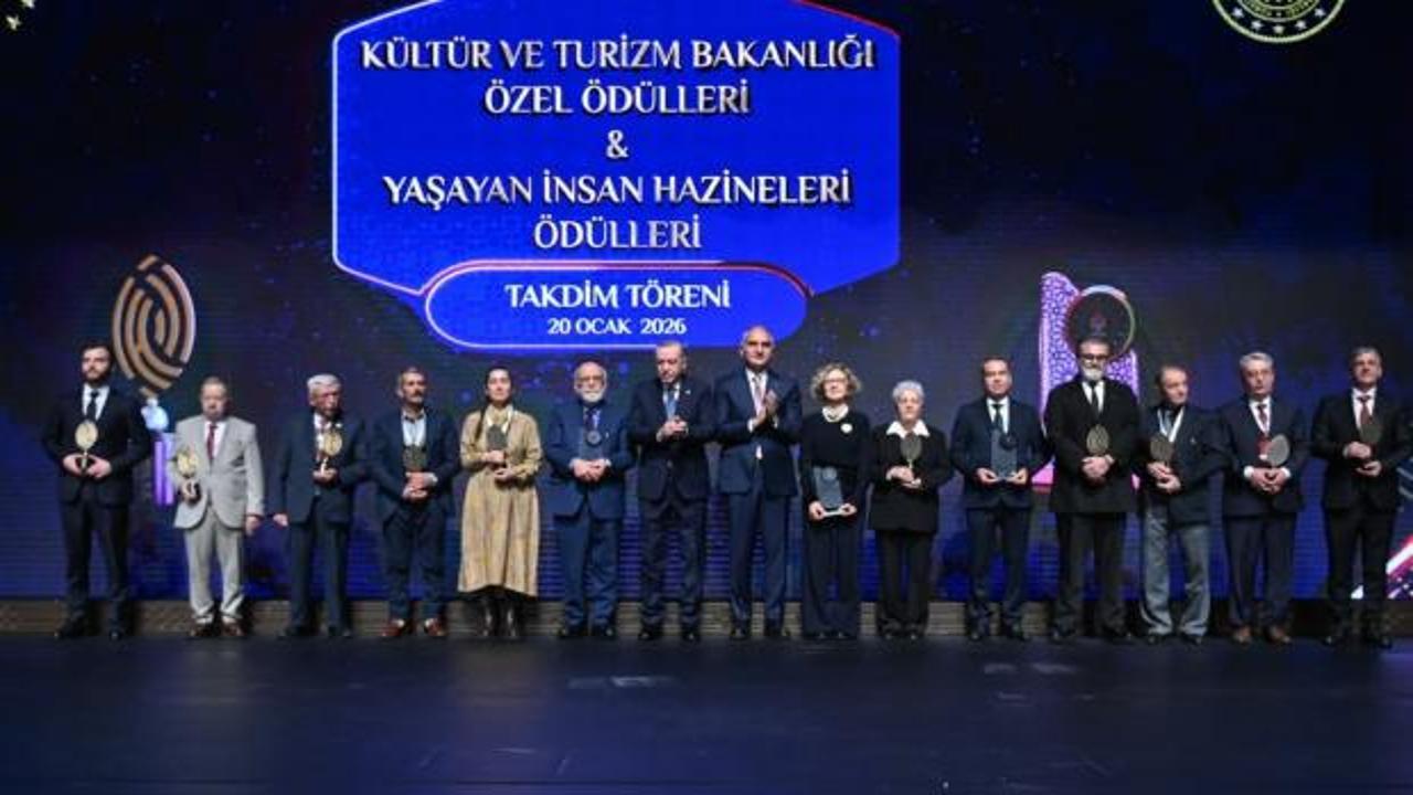 Yaşayan insan hazineleri ve özel ödüller sahiplerini buldu