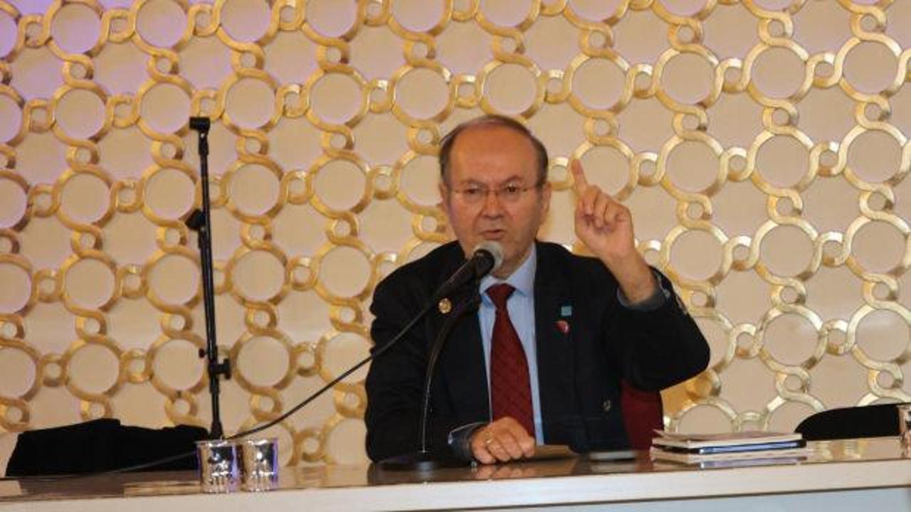 Yazar Yusuf Kaplan'dan gen&ccedil;lere uyarı: Kimliğinizden ve değerlerinizden asla vazge&ccedil;meyin!