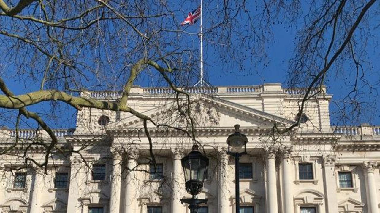 Çin'den İngiltere'ya siber saldırı: Yıllarca dinlemişler!