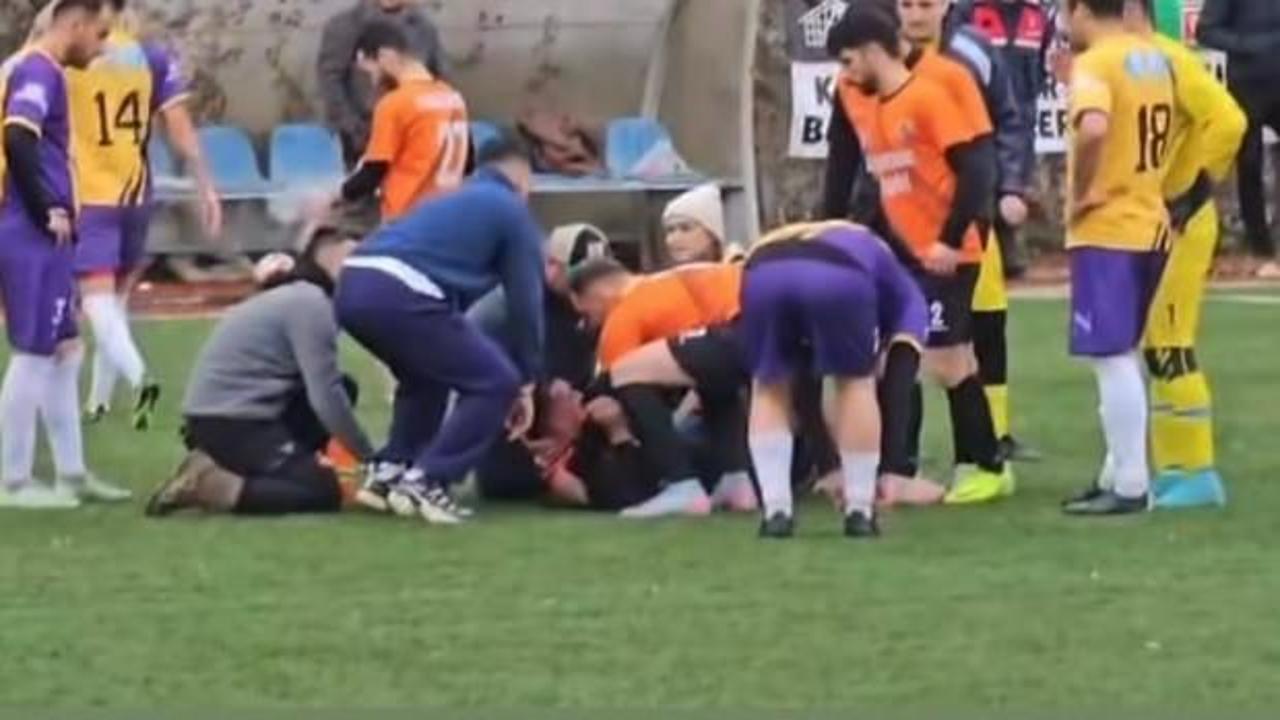 Amatör maçta futbolcunun dili boğazına kaçtı: Korku dolu anlar kamerada