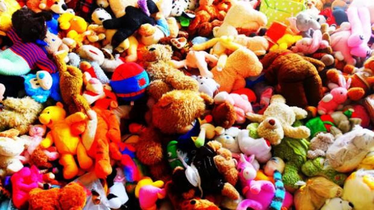&Ccedil;ocuklar i&ccedil;in son derece tehlikeli: Evinizde bu oyuncak varsa imha edin!
