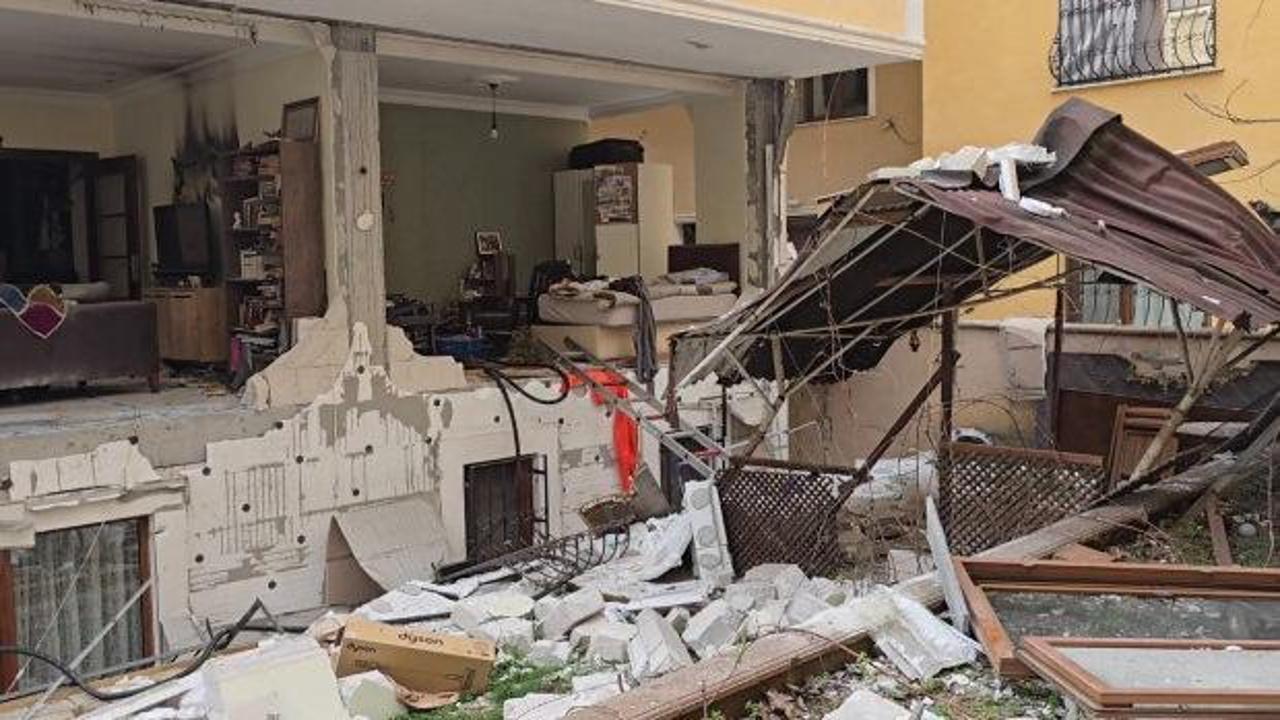 Ataşehir&rsquo;de doğal gaz patlaması: Ortalık savaş alanına d&ouml;nd&uuml;