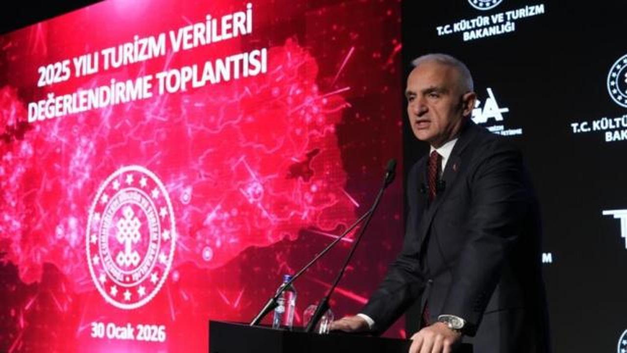 Turizm'de 2025 yılında rekor gelir! Bakan Ersoy: 63 milyonu aşkın ziyaretçi geldi