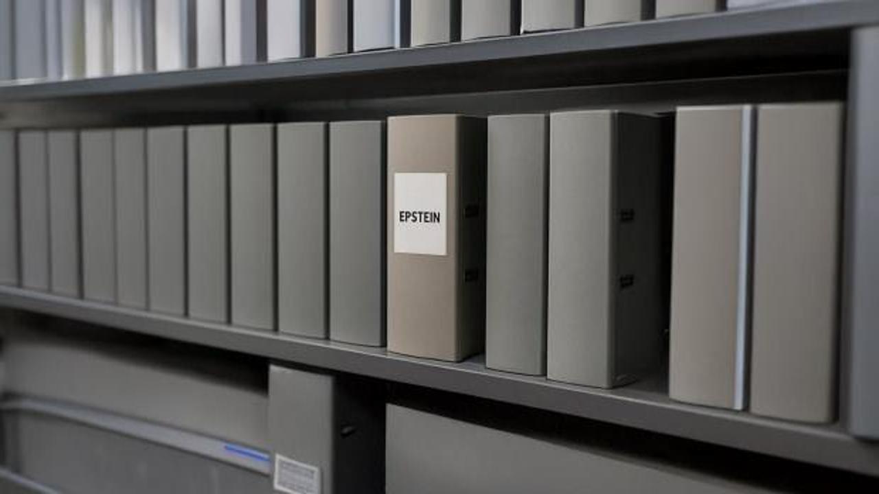 Epstein'a 4 günlük sır ziyaret: Mide bulandıran iddia! Prensesin karanlık dosyası patladı