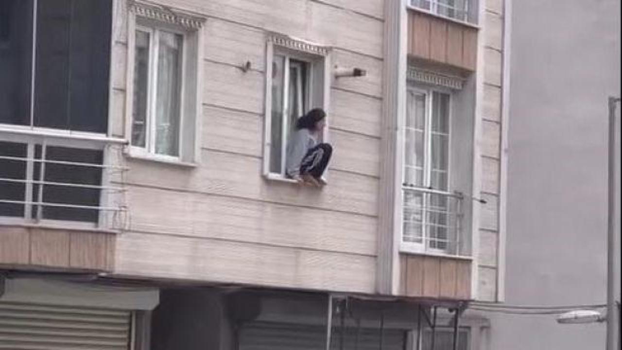 Esenyurt'ta yürekleri korkudan çatlatan hadise: Eve kitlenen kadın camdan atladı