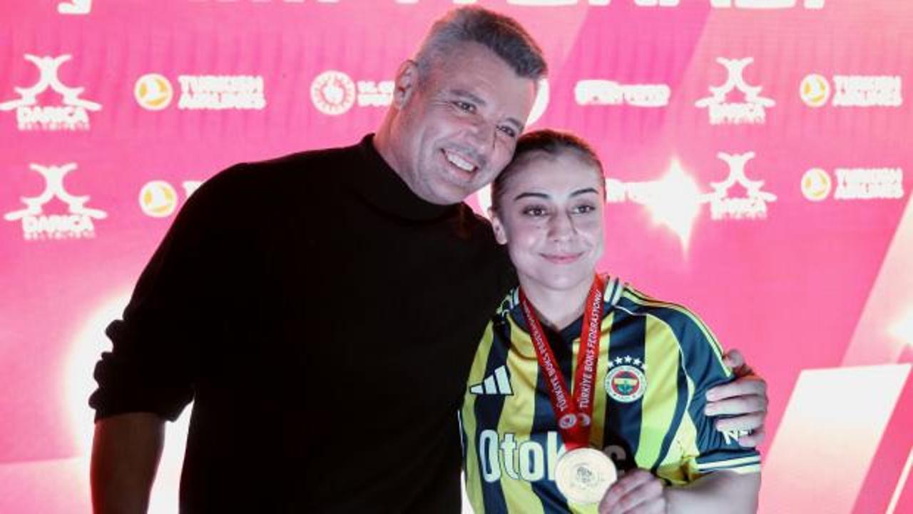 Fenerbahçe Başkanı Saran 'transfer' sorusuna üç kelimelik cevap verdi