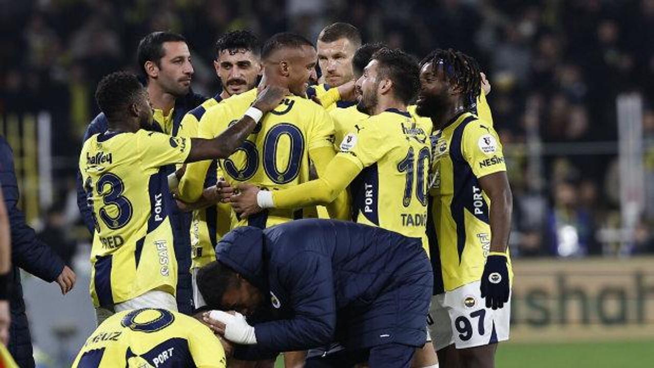 Fenerbahçe'nin eski yıldızından 'ırkçılık' iddiası: Kulüpsüz kaldı