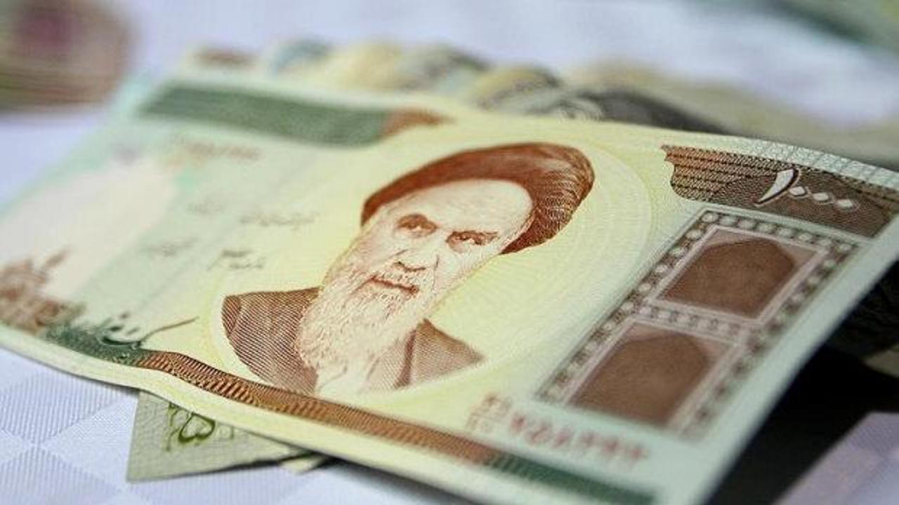 İran'da dolar ulusal para birimine karşı tarihin en yüksek seviyesine çıktı