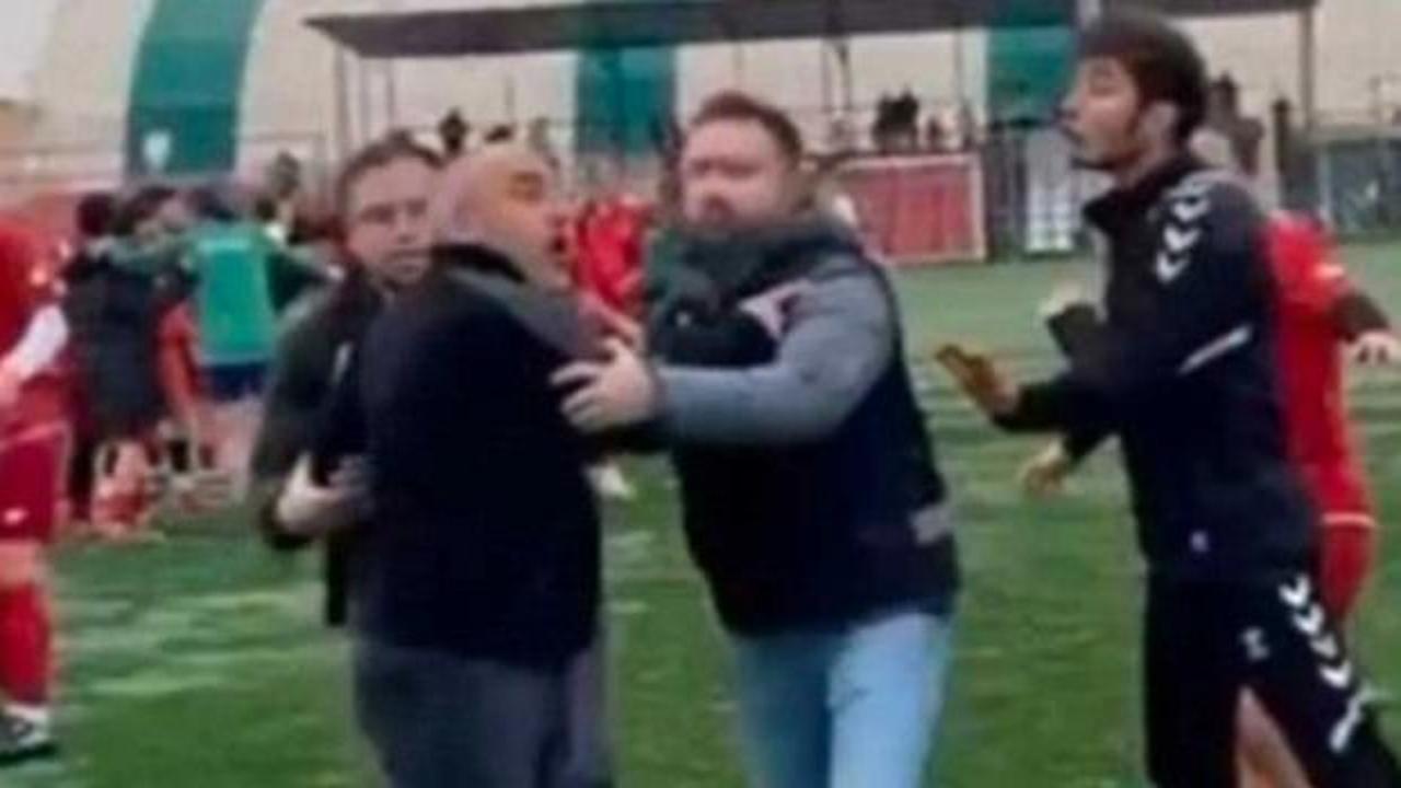 Kocaeli'de kadın futbolculara saldırdılar: 6 kırmızı kart çıktı