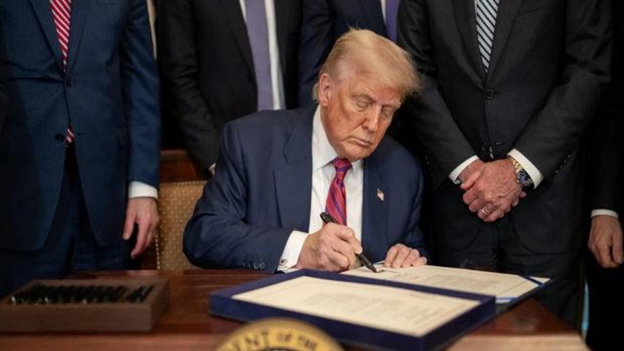 Trump Küba'ya petrol satan ülkelere tarife uygulay…