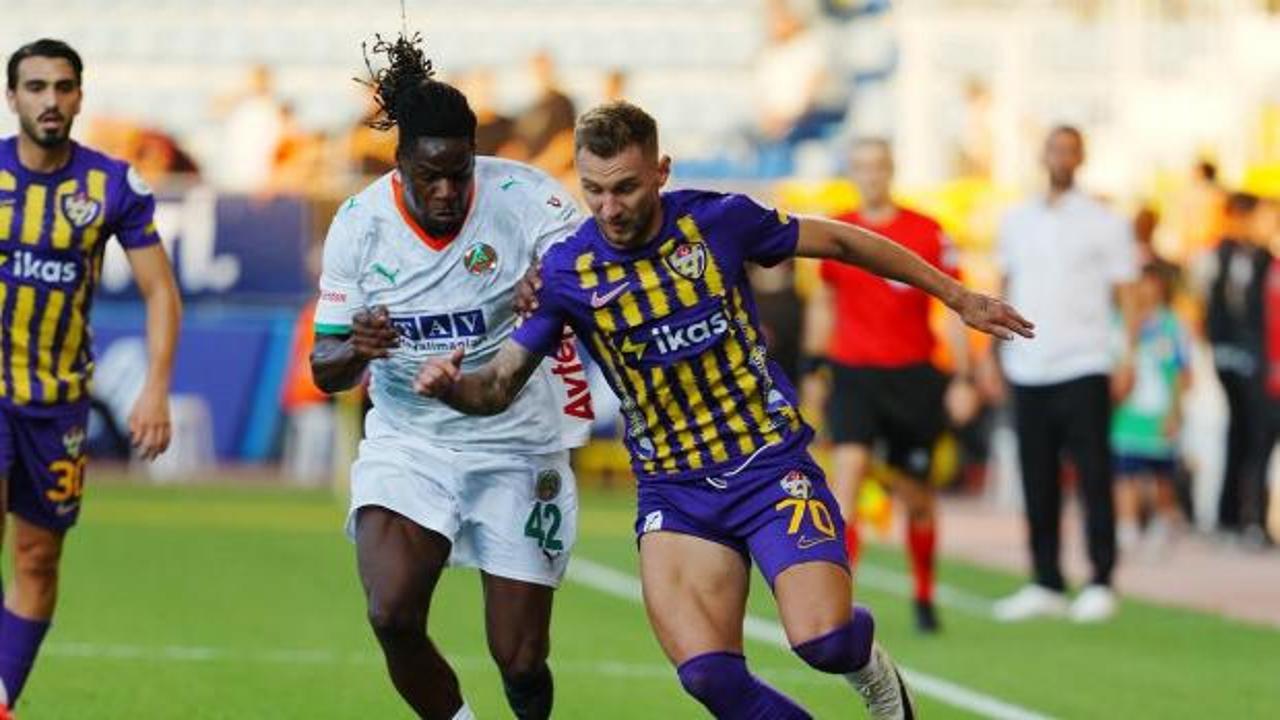 Süper Lig'de günün açılış maçı: Alanyaspor - Eyüpspor