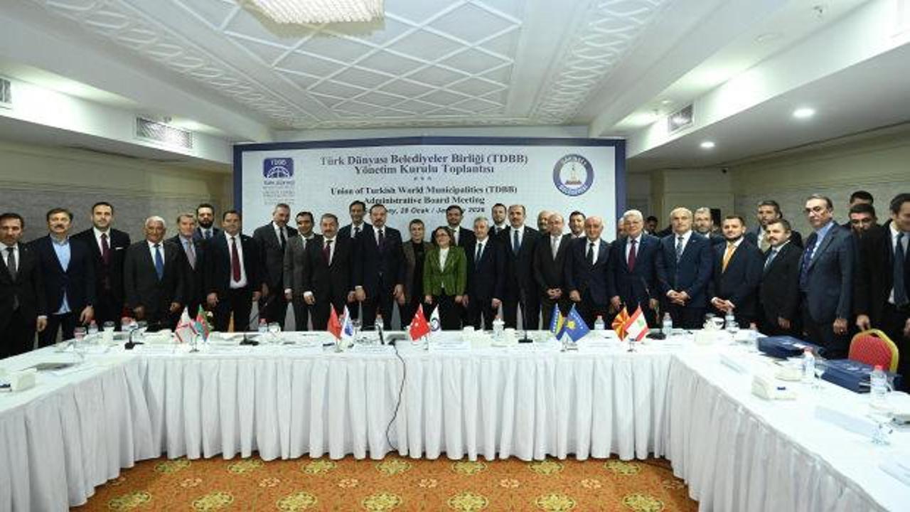 TDBB yönetim kurulu toplantısı Prof. Dr. Kürşad Zorlu’nun katılımıyla yapıldı