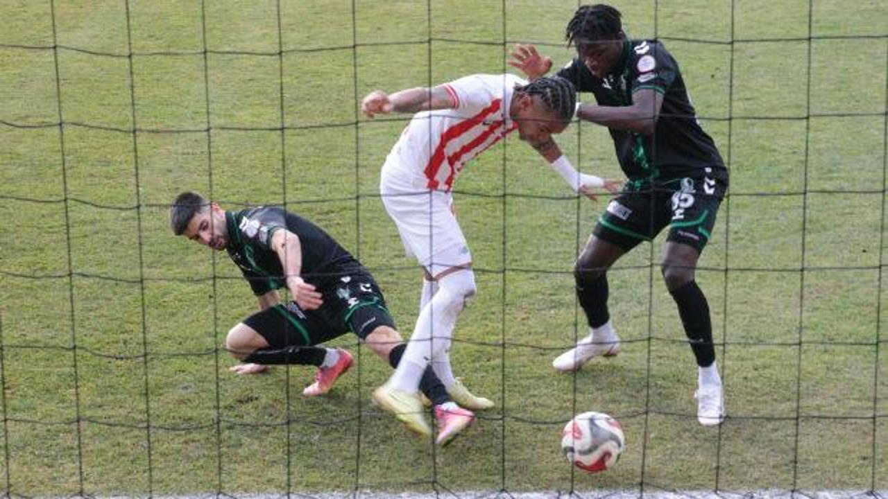 Yeni hoca ilk maçında kazandı! Rakibini ateş atıp takımını play-off potasına soktu