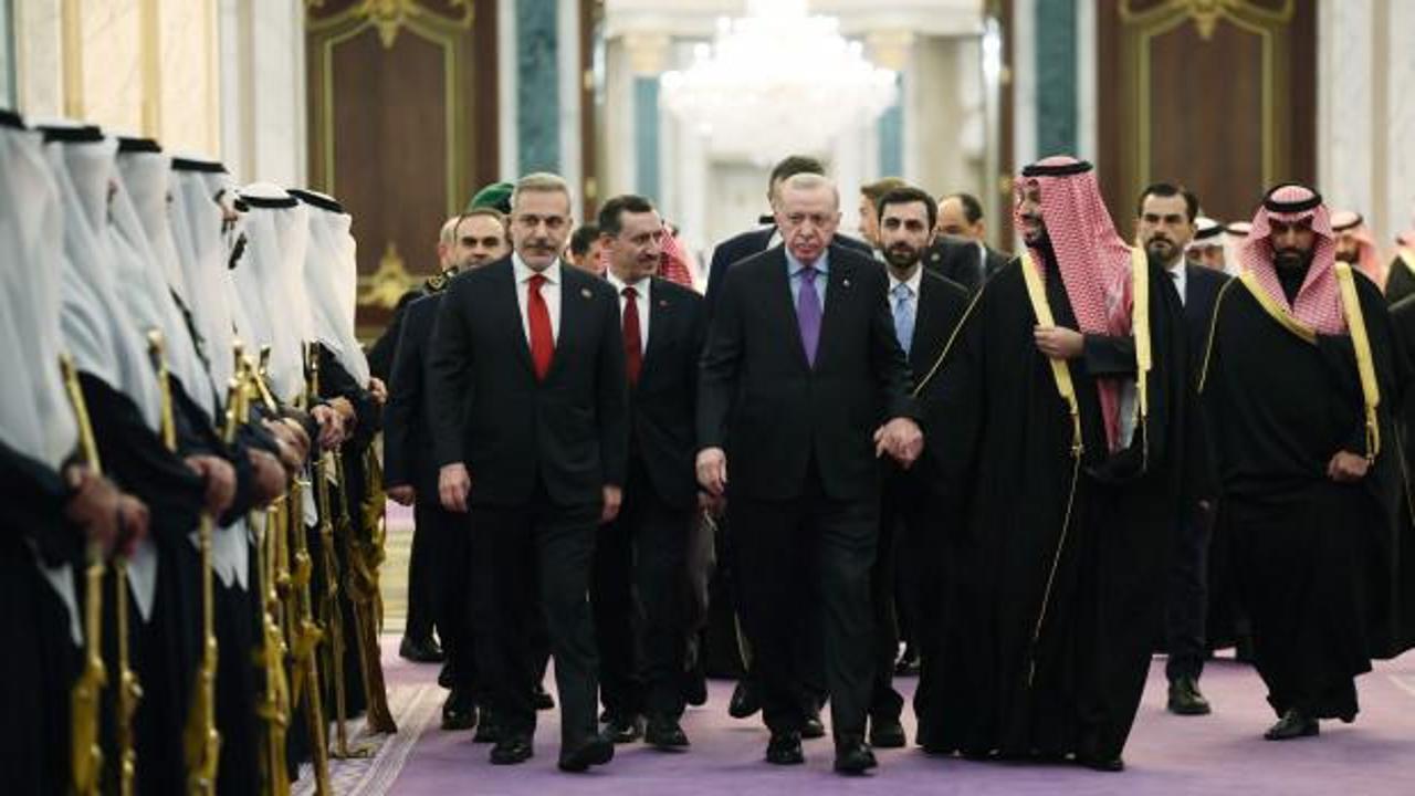 Arap basınında Türkiye rüzgarı: 'Bölgesel dengelerin vazgeçilmez aktörü'