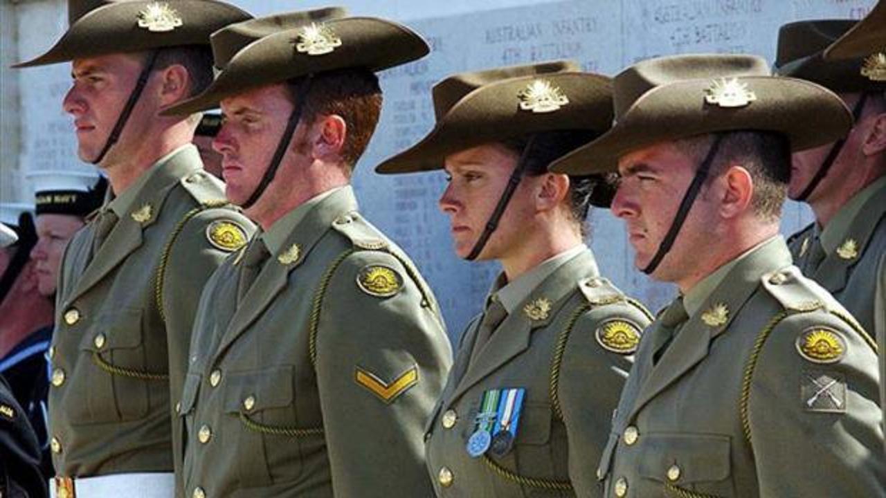 Avustralya'da hükümet askeri savunma tesislerini satacak