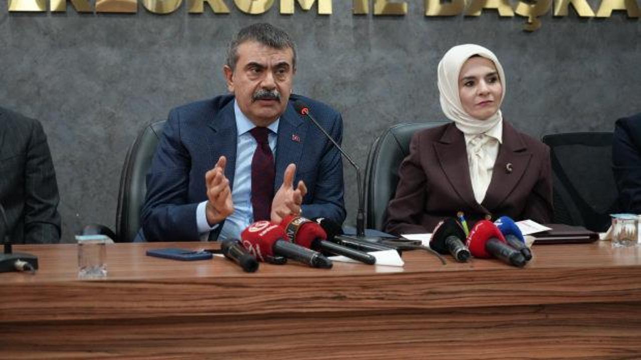 Bakan Tekin'den muhalefete tepki: Yaklaşımları moral ve motivasyonunu kırmak üzerine