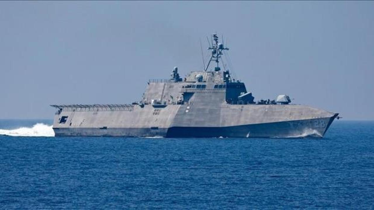 Bölgede sıcak saatler! İran gerilimi sürerken ABD askeri gemisi rotasını değiştirdi