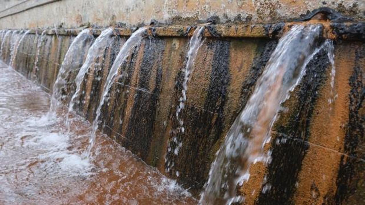 Bu yeri duyan inanmıyor! Erzincan'da 5 farklı su aynı yerden karışmadan &ccedil;ıkıyor