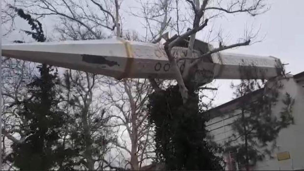 Osmaniye'de caminin minaresini g&ouml;ren cemaat g&ouml;zlerine inanamadı!