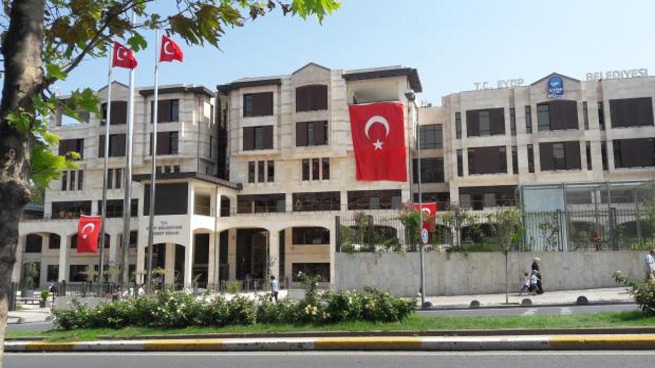 CHP'li Eyüpsultan Belediyesi borç batağında! 'Utanmadan 600 milyonluk borçlanma istiyor'