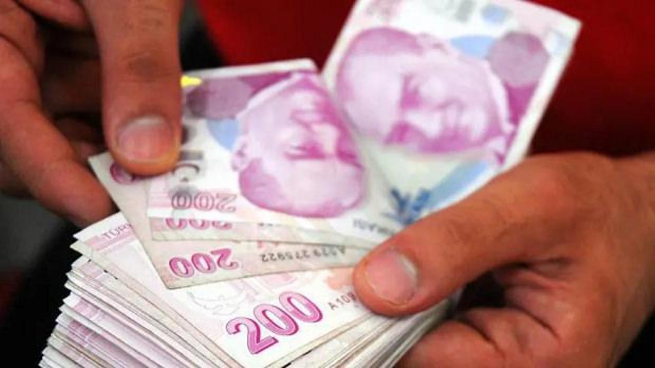 Faizsiz 12 ay vadeli kredi. Emekli ve çalışanlara bankalar kredi dağıtıyor