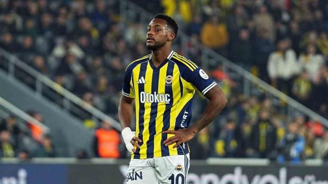 Fenerbahçe'den ayrılacak olan Jhon Duran, transferi gerçekleşmeden ülkeyi karıştırdı!