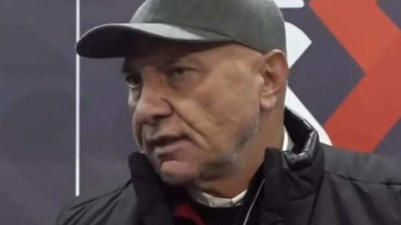 Maç biter bitmez oyunculara sert çıktı: 'Burada oynamayı hak etmiyorlar'