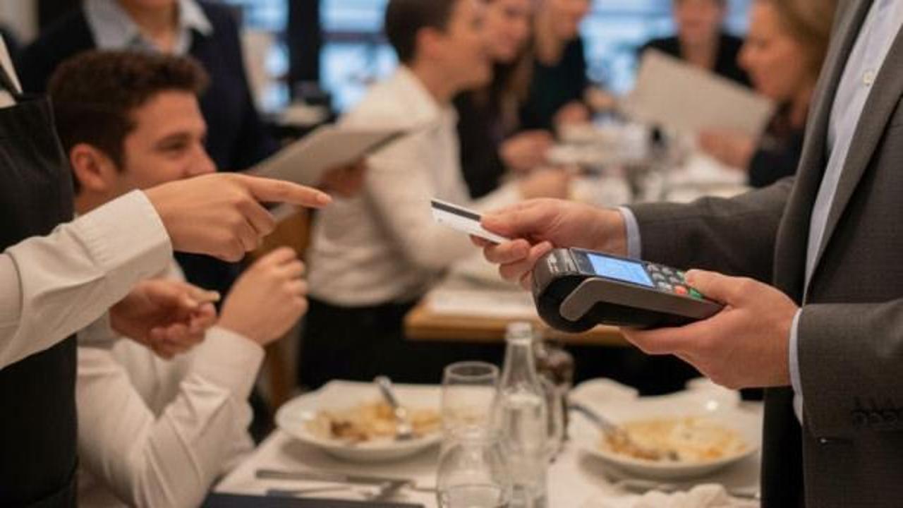 Vatandaş için değişen bir şey yok: Yüzde 12 kuver gitti, 1500 TL zam geldi!