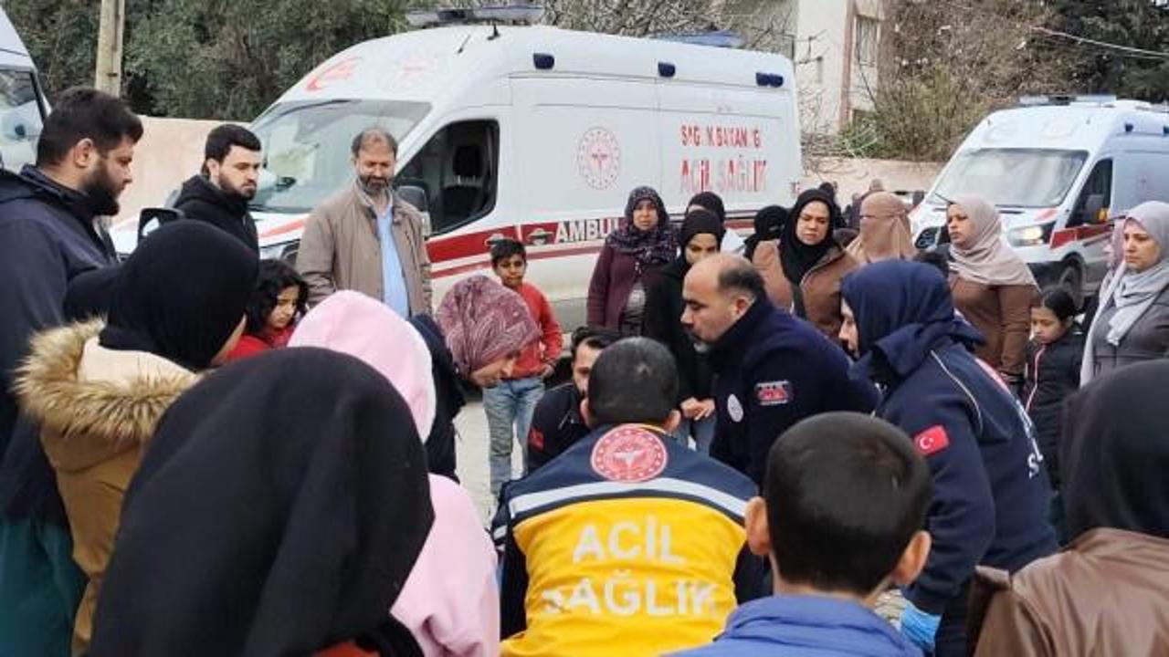 Hatay'da öğrenci servisi ile otomobil çarpıştı: 15 yaralı