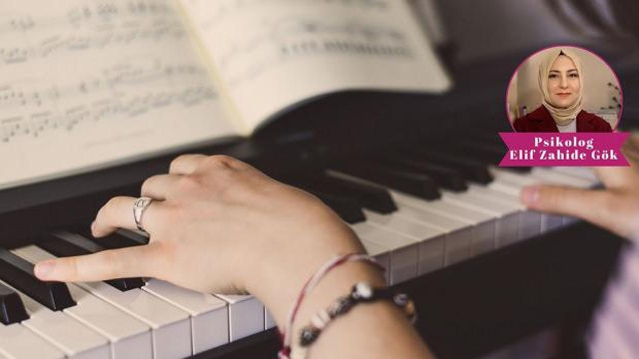 Psikolog Elif Zahide Gök açıkladı: Müziğin psikolojik etkileri nedir, telkin gücü var mı?