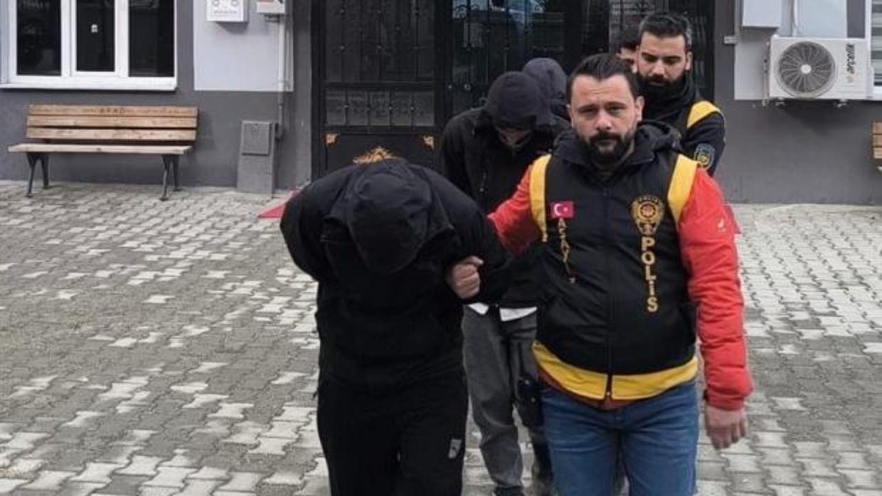 Adıyaman'da b&uuml;y&uuml;kannesinin emekli maaşını &ccedil;eken &ccedil;ocuğu gasp ettiler!