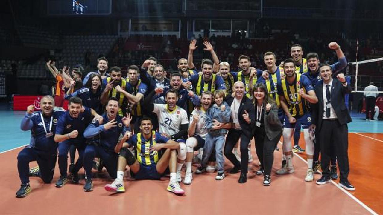 Fenerbahçe derbide Galatasaray'a şans tanımadı!