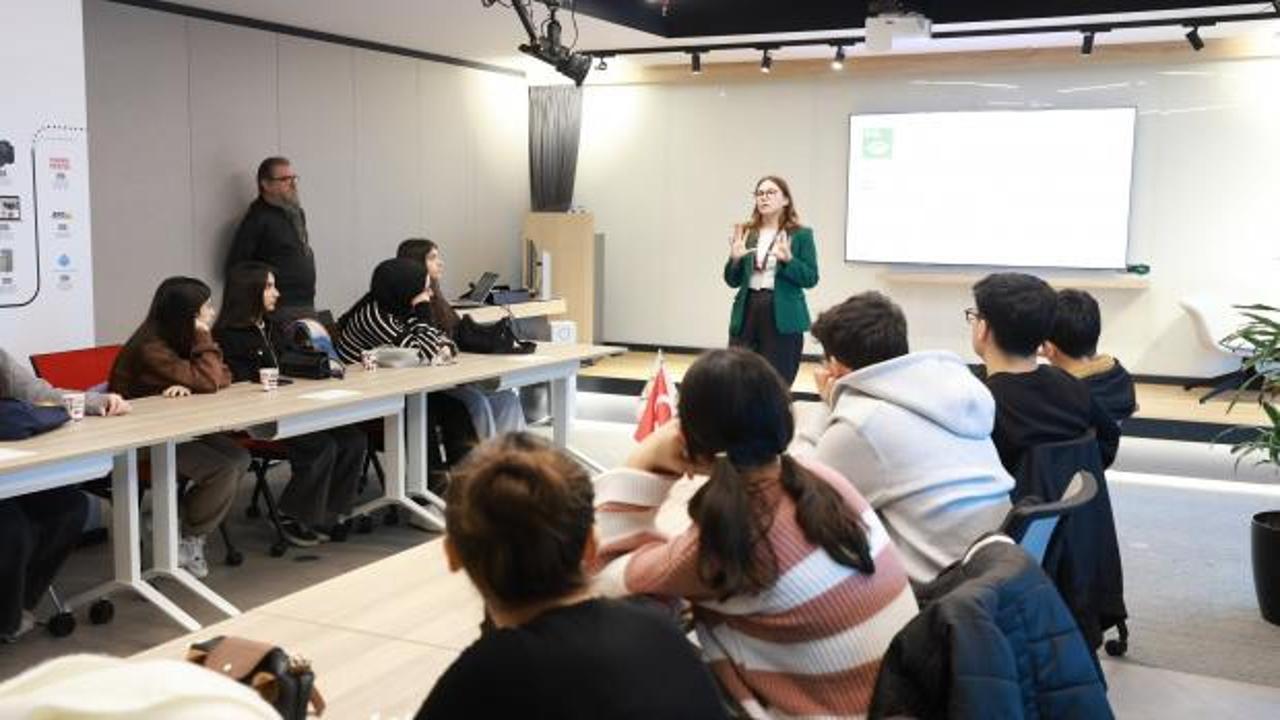 Gençlerin sonsuz hayal gücü, Canon Gençlik Programı ile bir kez daha objektife yansıyor