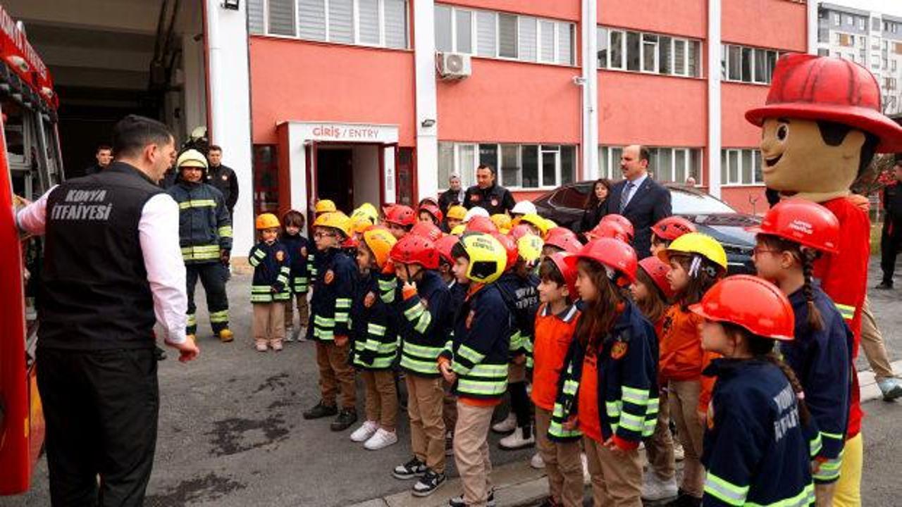 Konya'da 1'inci sınıfa giden 45 bin &ccedil;ocuğa itfaiye eğitimi veriliyor