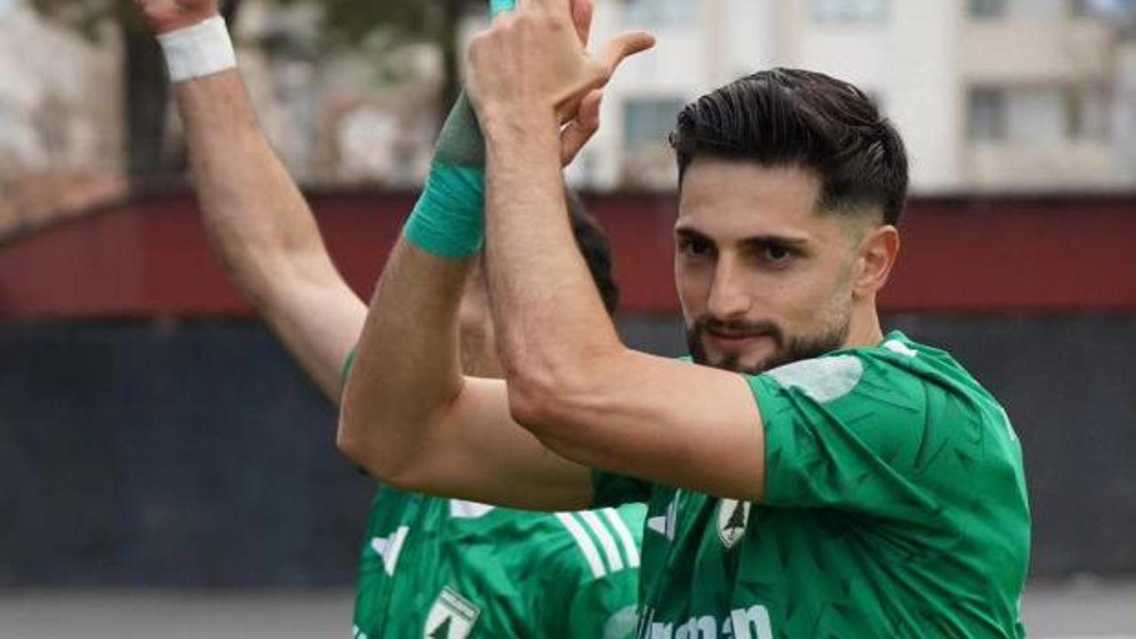 Son 4 maçta 6 gol 1 asist yaptı! Takımı, 1. Lig'in kapısına dayandı