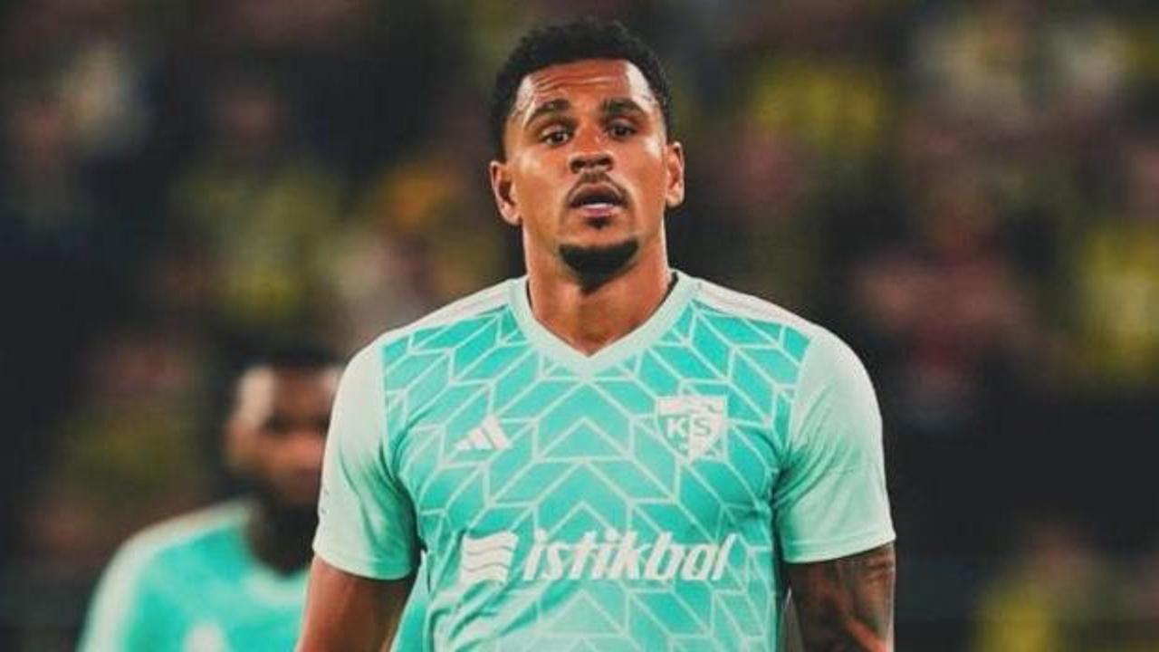 Süper Lig'de takımını takipten çıkan forvet kadro dışı bırakıldı