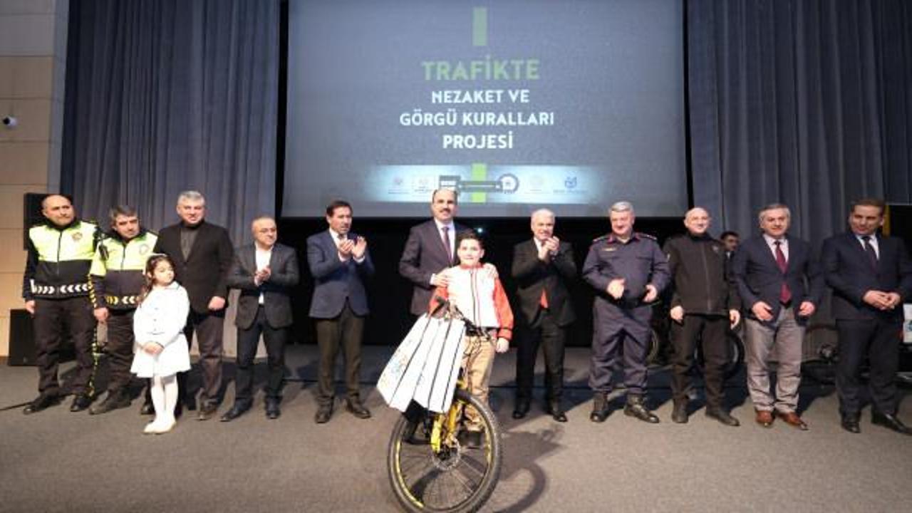 Trafikte Nezaket ve G&ouml;rg&uuml; Kuralları Projesi meyve verdi