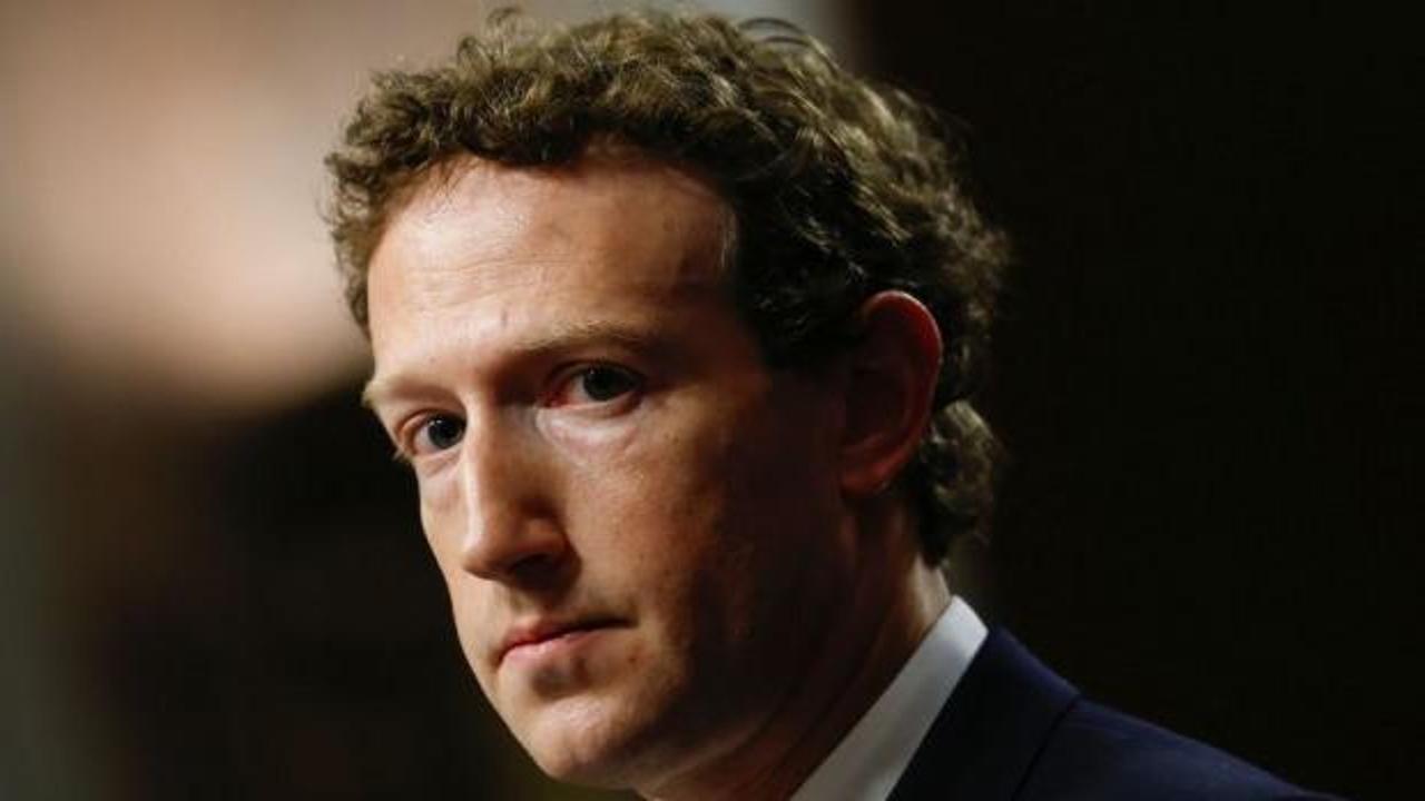 Gençler üzerinden büyük hesaplaşma! Zuckerberg’in savunması olay oldu!
